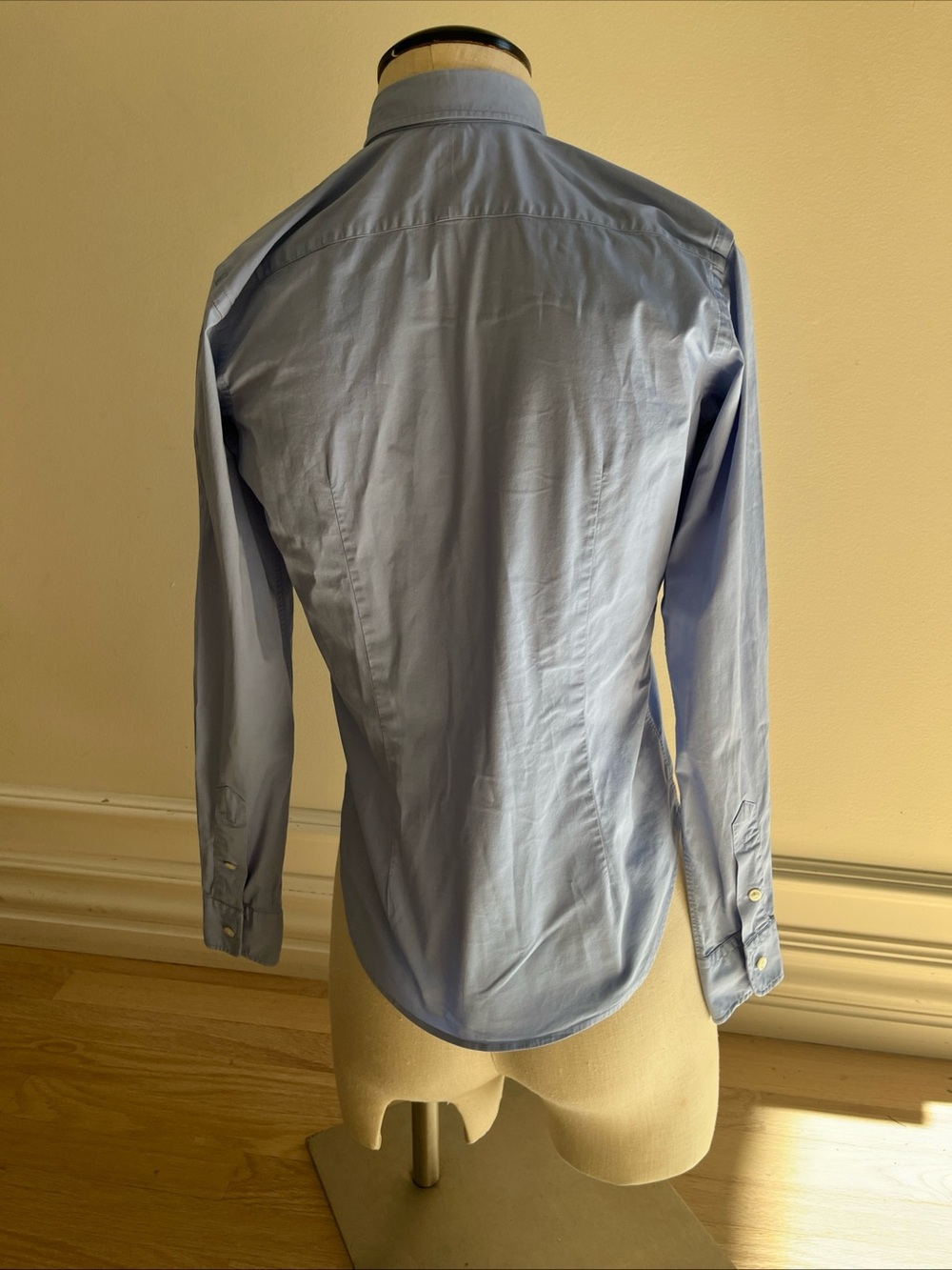 Ralph Lauren Women’s Slim Fit Pale Blue Button-Down Shirt - Picture 5 of 10